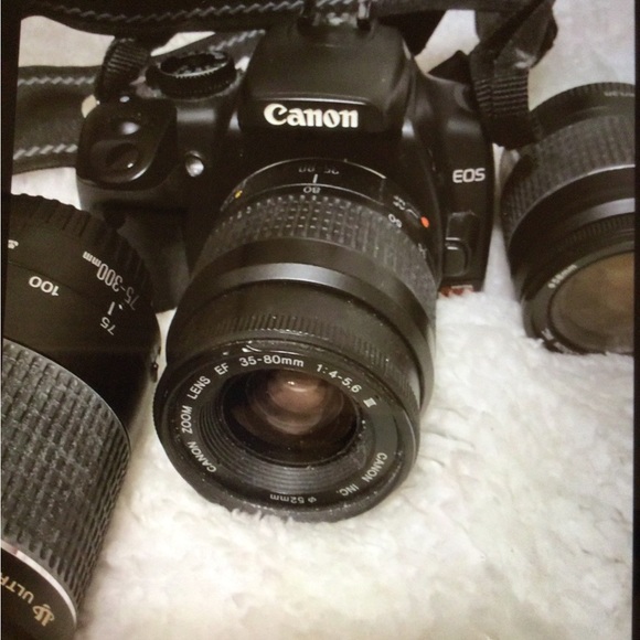 Canon Rebel with two zoom lenses and a wide-angle lens. - Picture 3 of 12